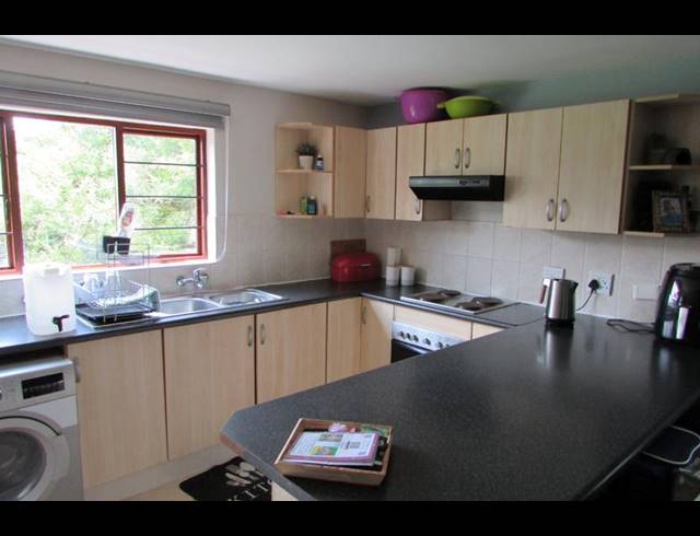 3 BEDROOM HOUSE FOR SALE IN KINGSVIEW EXT 1